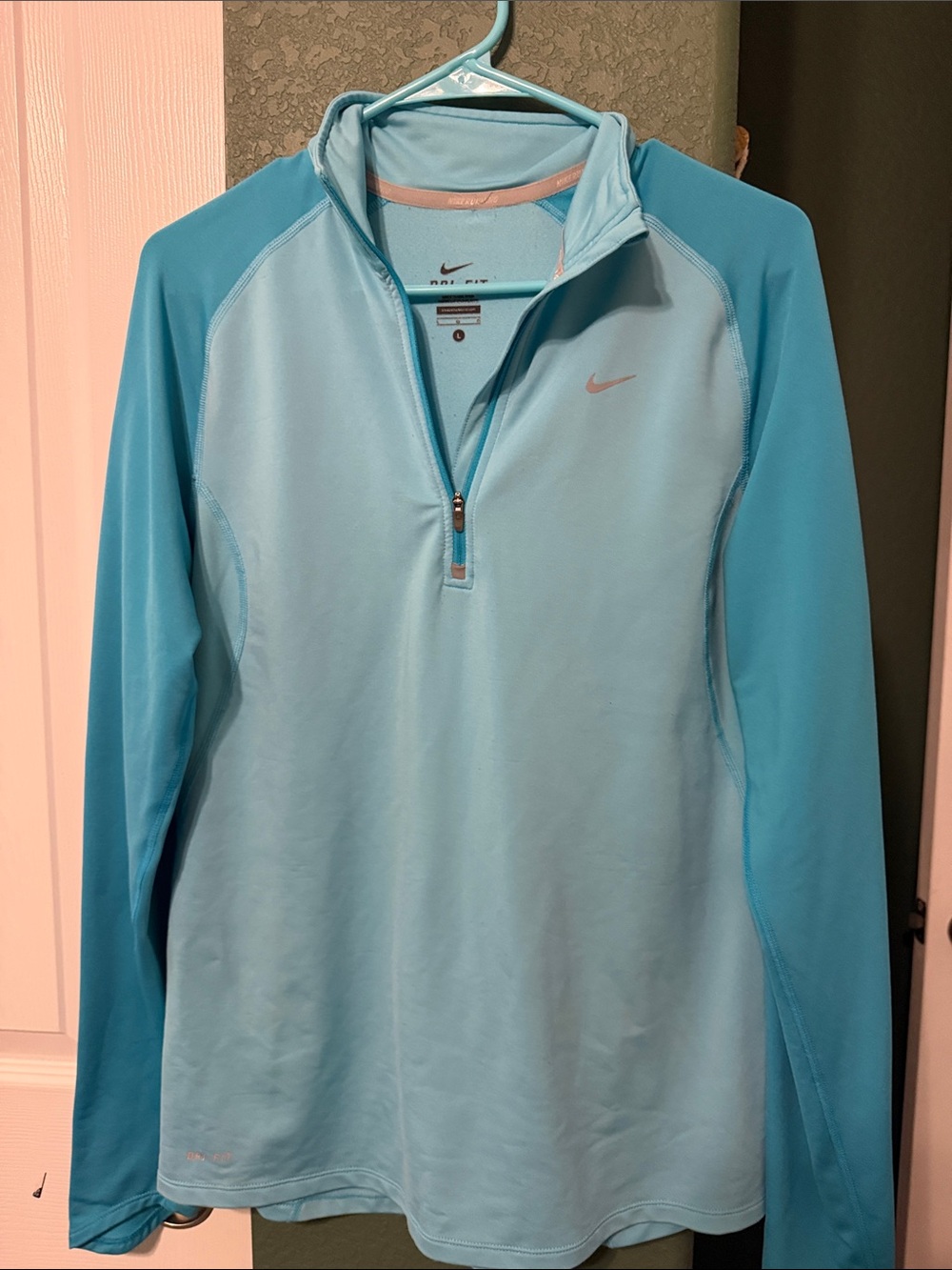 Nike Women’s Light Blue & Aqua Quarter-Zip Pullover